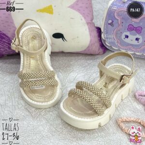 Sandalia 111